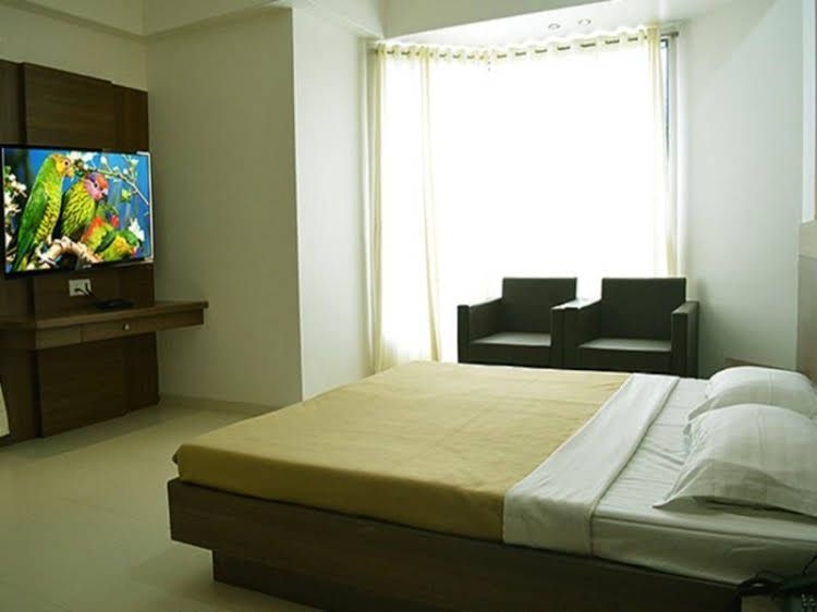 Hotel Riviera1