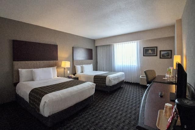 DOUBLE TWO DOUBLE BEDS