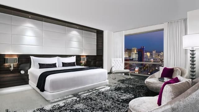 SUITE ONE BEDROOM