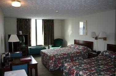 Westmont Inn & Suites Westmont Inn & Suites