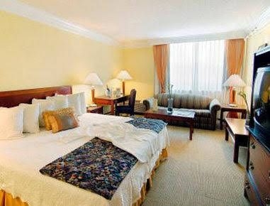 Winston-Salem Hotel and Spa2