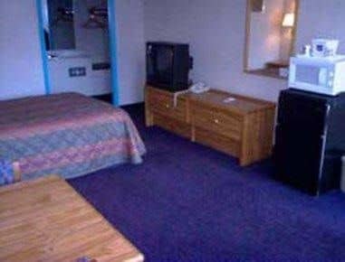 Columbus North Knights Inn Columbus North Knights Inn