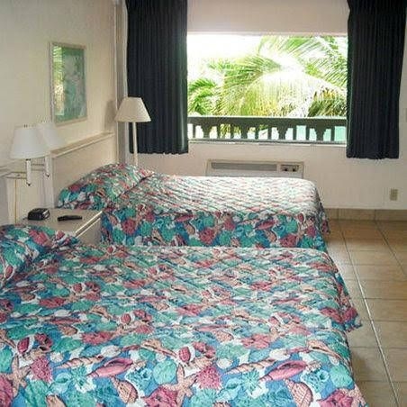 Ft. Lauderdale Beach Resort Hotel & Suites0