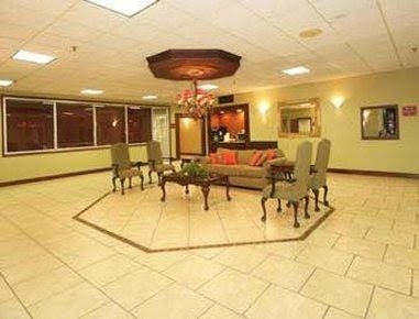 Ramada Asheville / Biltmore West2