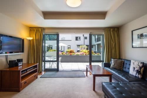 Two-Bedroom Apartment with Courtyard