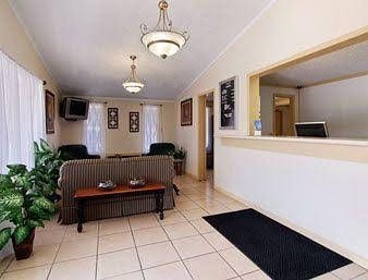 Travelodge Bridgeport Clarksburg3