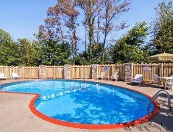 Travelodge Bridgeport Clarksburg4