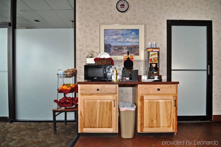 Days Inn And Suites Trinidad2