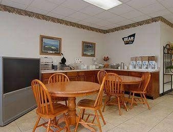 Heritage Inn0