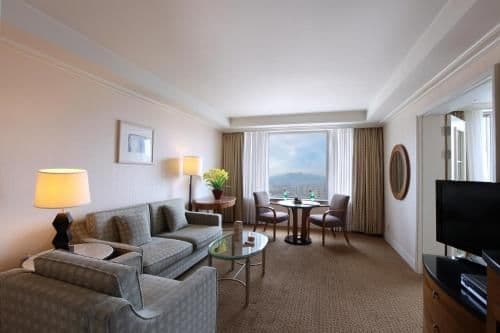 Dream Suite with Mountain View