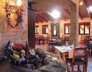 โรงแรมรีสอร์ต ปิอัน เดย มูชินี วิตโตเรีย (Pian dei Mucini Resort Hotel Vittoria)1