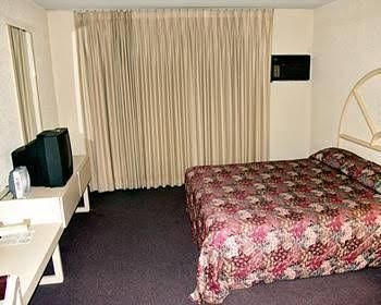 Hotel Costa Ensenada1