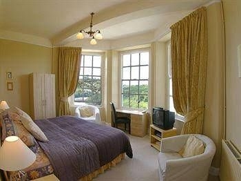Barclay House4