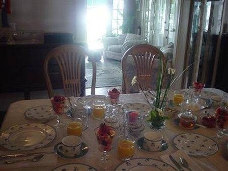 River Lily Inn Bed and Breakfast3