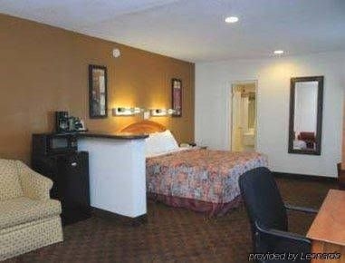 Americas Best Value Inn & Suites1