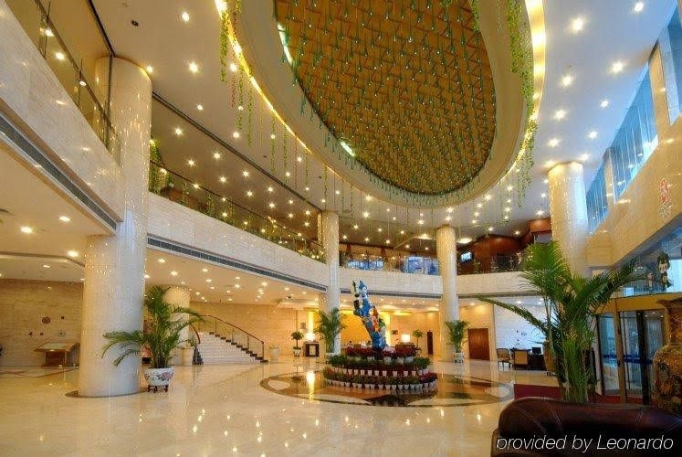 Skyer Gold Coast Hotel3