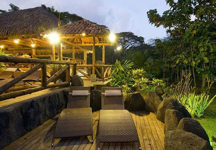 Pumilio Mountain & Ocean Hotel0