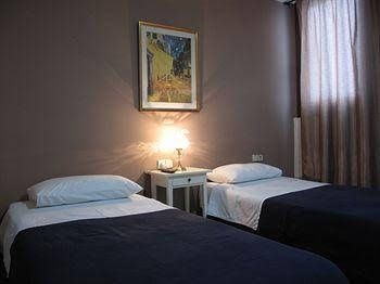 Hostal LK4