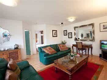 Sturmer Hall - Guest House