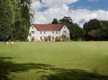 Sturmer Hall - Guest House Sturmer Hall - Guest House