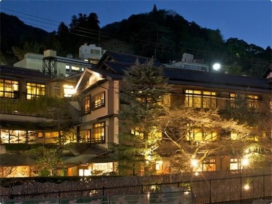 อะริมะ ออนเซน โทเซง โกโชโบะ (Arima Onsen Tocen Goshoboh)1
