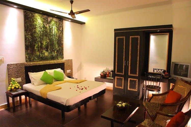 Forest Haven Resort0