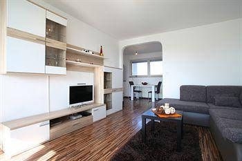 Private Apartment CONZEPTplus - Exhibition Center0