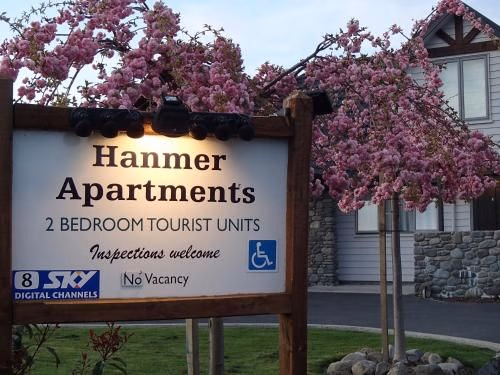 Hanmer Apartments2