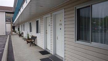 The Ranchland Inn3