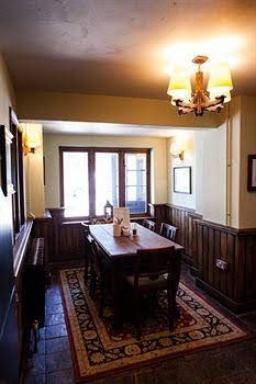 Red Lion Todwick1