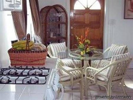 Hillcrest Guest House2