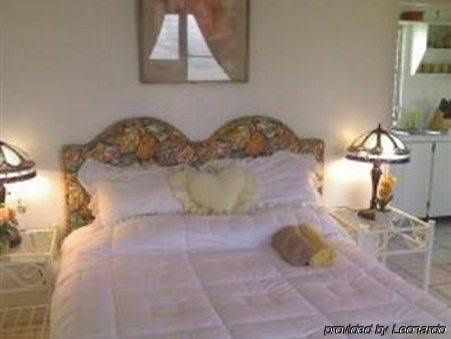 Hillcrest Guest House1