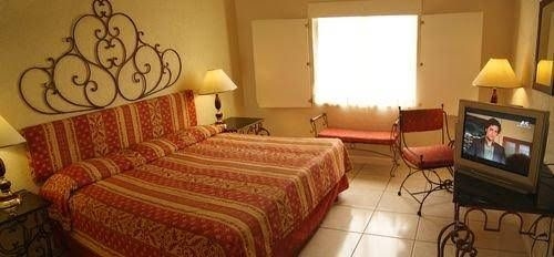 Hotel Las Palomas Tepic Express1