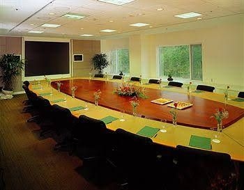 Phoenix Park Resort Hotel4