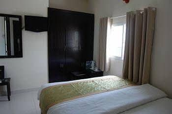 Bizu Hotel District 1 - City Center - 183 De Tham Street Bizu Hotel District 1 - City Center - 183 De Tham Street