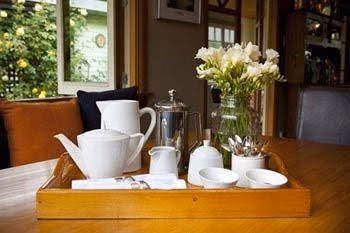 Beluga Luxury Lodge3