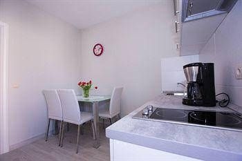 Sunflower Apartment1
