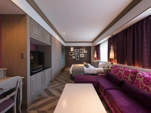King Suite