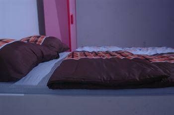 V. Hostel2
