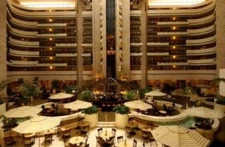 Embassy Suites International Dr at Jamaican Ct0