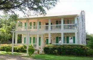 Chantilly Lace Country Inn2
