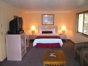 Sunset Inn4