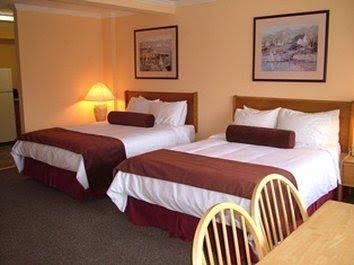 Sunset Inn0