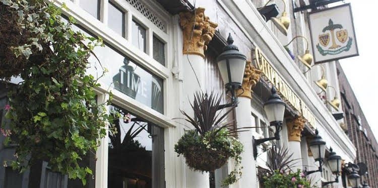 The Chippenham Hotel4