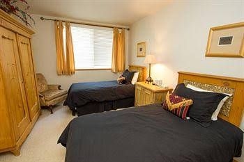 Ice House Suites and Condominiums2