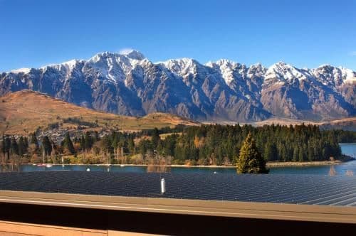 Three-Bedroom Apartment with Lake View