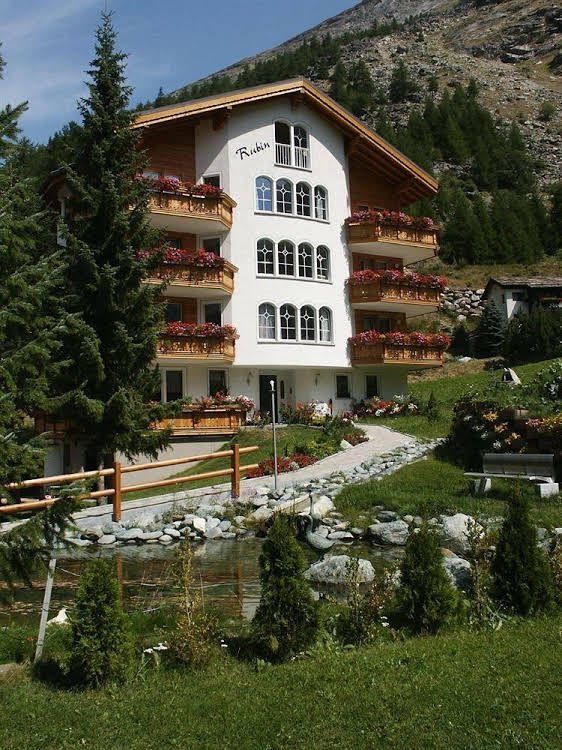Rubin Apartments0