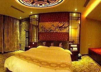 Zaozhuang Taierzhuang City Fengya Chung Club4