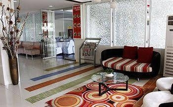 โรงแรมเดอะวัน สุราษฎร์ (The One Hotel Surat)1