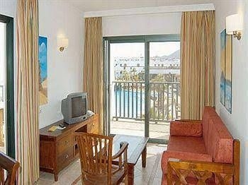 Hotel Las Marismas de Corralejo0